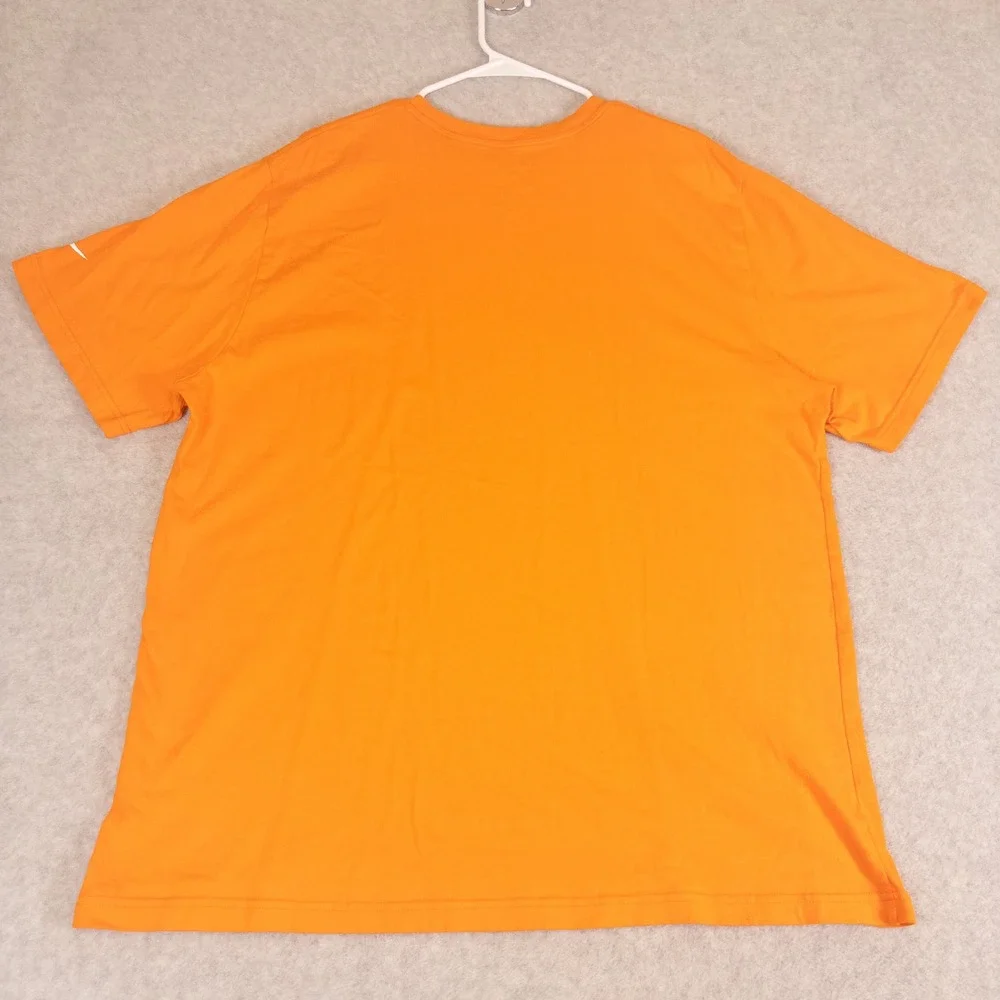 Nike Mens Not Running Sucks Graphic T-Shirt Orange XXL Regular Fit Short Sleeve